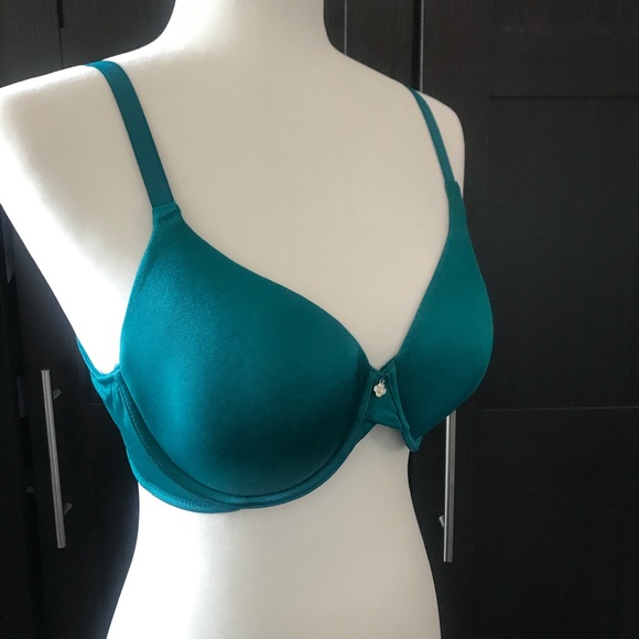 Breezies Other - 🔵 3 for $15 - Breezies Underwire Bra